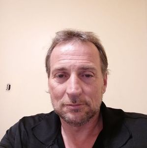 Meet your Posher, Larry